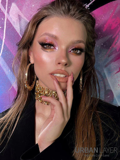 Siri Brown (Alumna Chica)